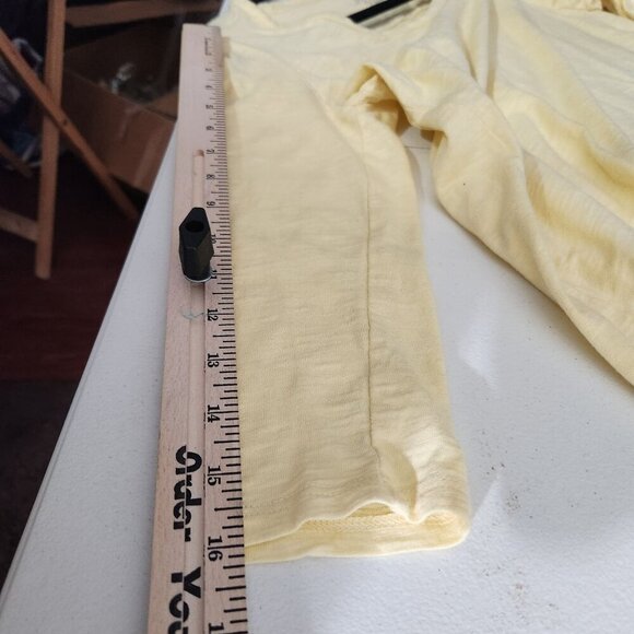 Chicos Top Womens Size 0 US XS Ultimate Tee Yellow 3/4 Sleeve Soft Cotton Blend - Picture 11 of 13